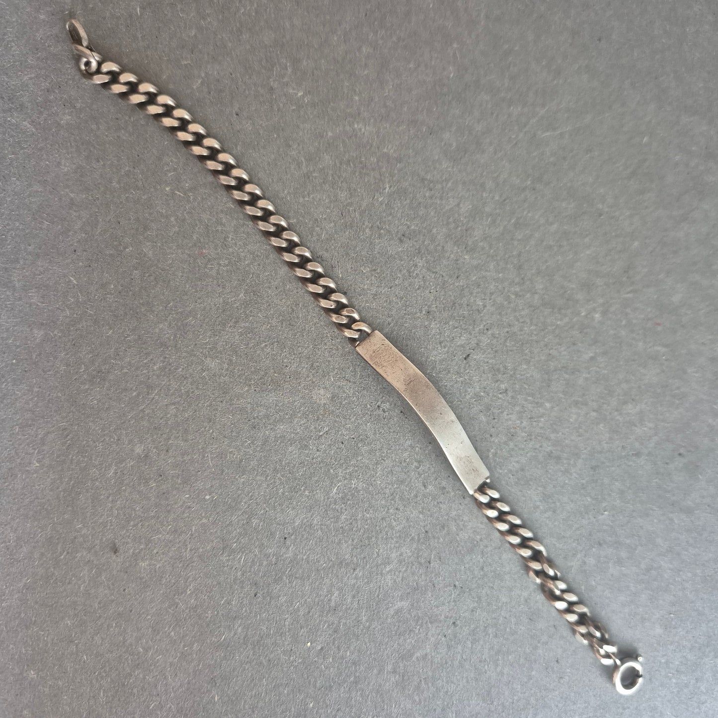 Klassisches ID-Armband aus 925er Silber – Gravurfeld & Panzerkette