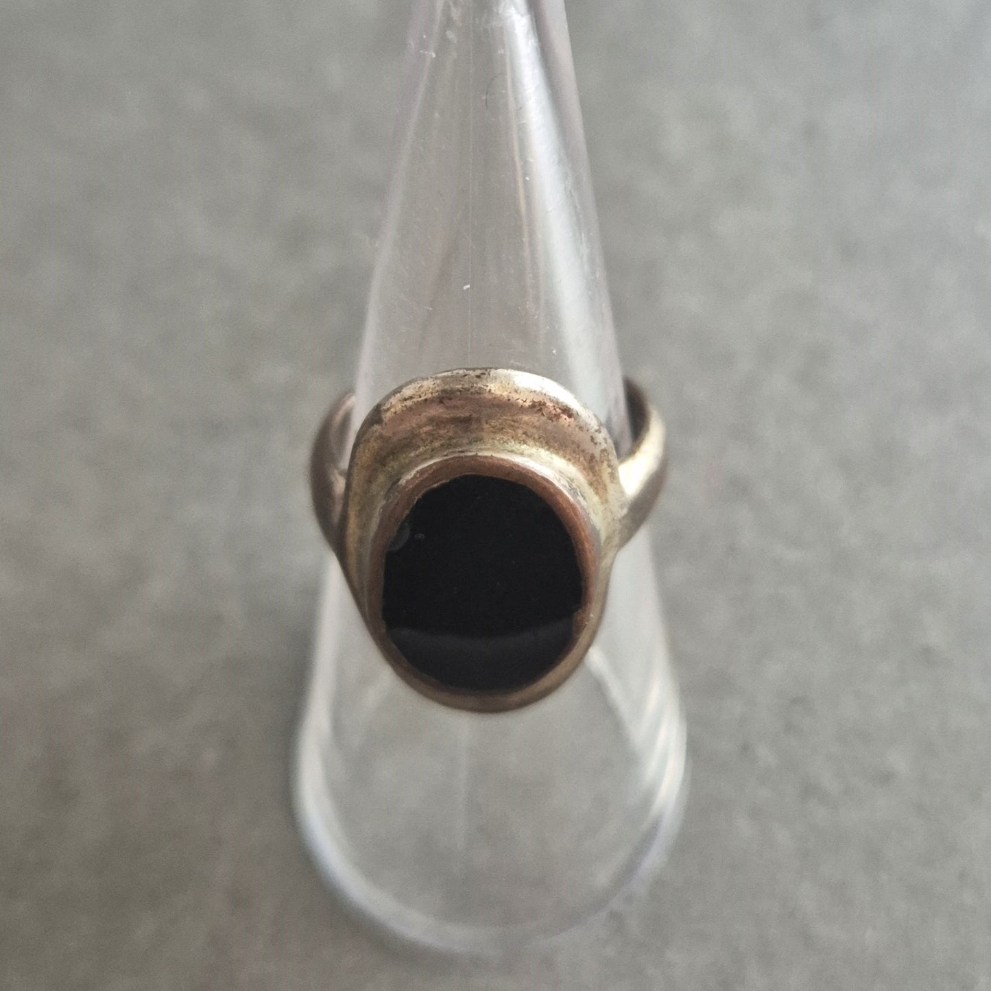 Vintage Damenring aus 835er Silber – Schwarzer Onyx-Effektstein