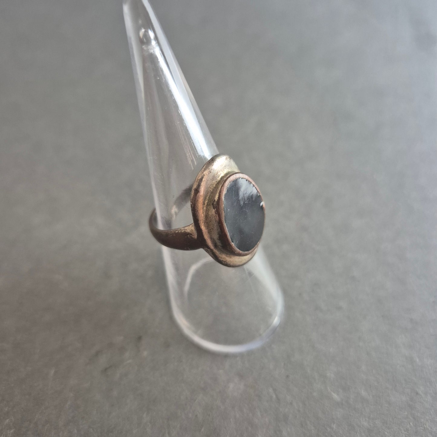 Vintage Damenring aus 835er Silber – Schwarzer Onyx-Effektstein