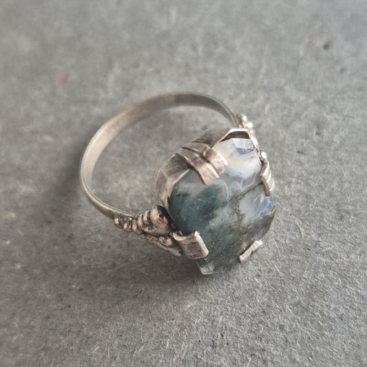 Vintage Damenring mit Moosachat – Handgefasst in 835er Silber