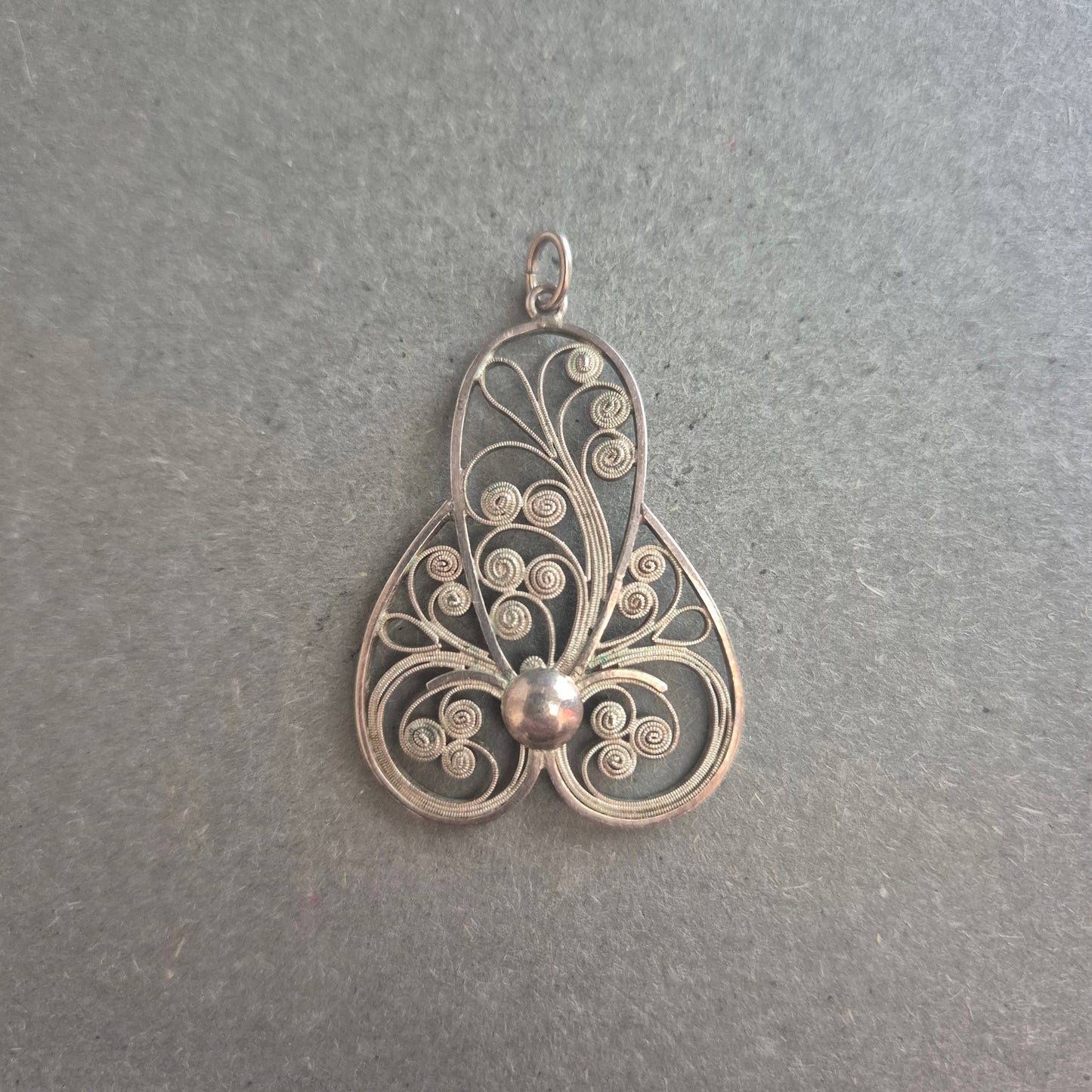 Feiner Filigran-Anhänger aus 925er Silber – Florales Vintage-Design