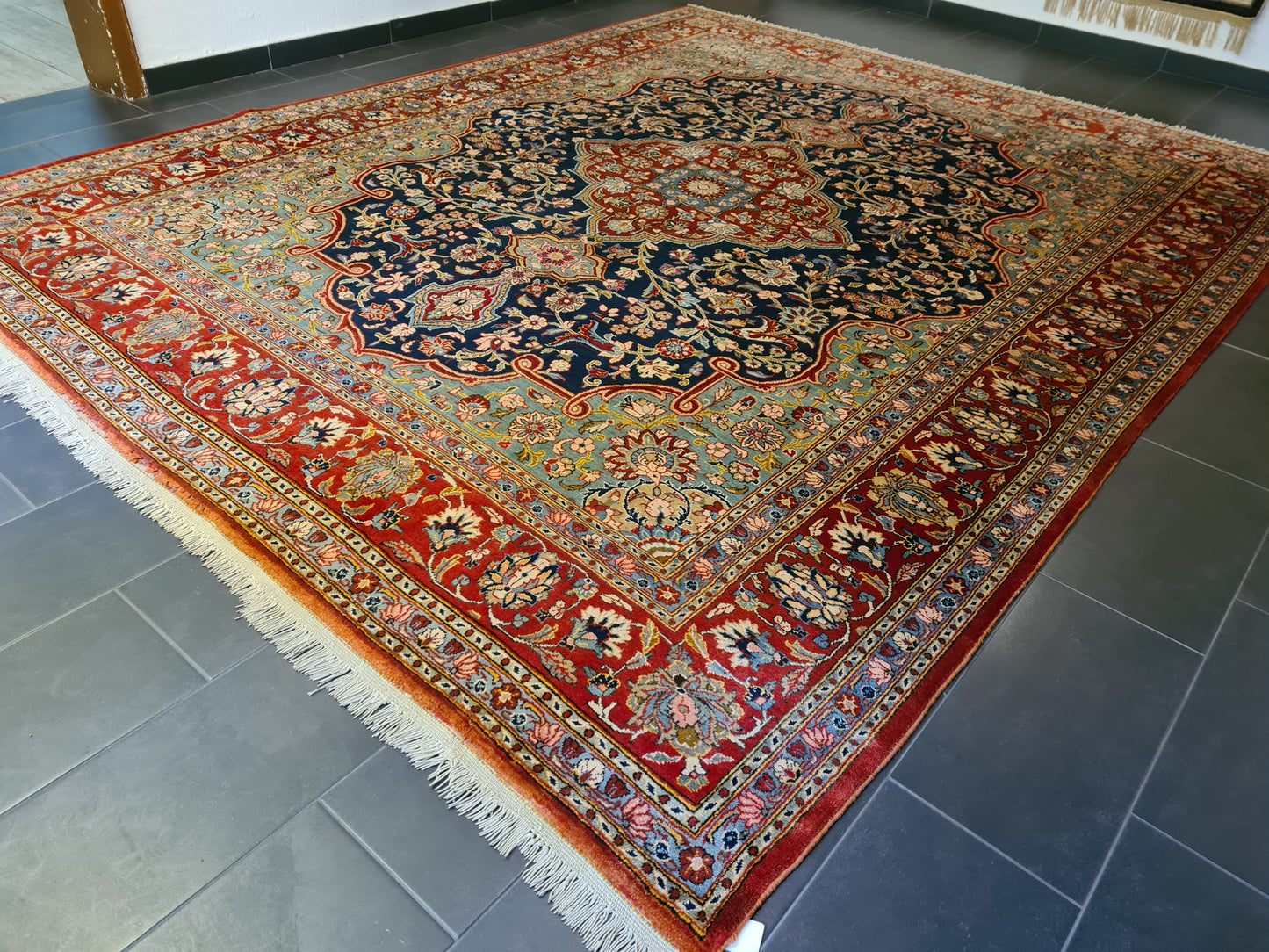 Perserteppich Orientteppich Handgeknüpfter Teppich Ghoum 381x308cm