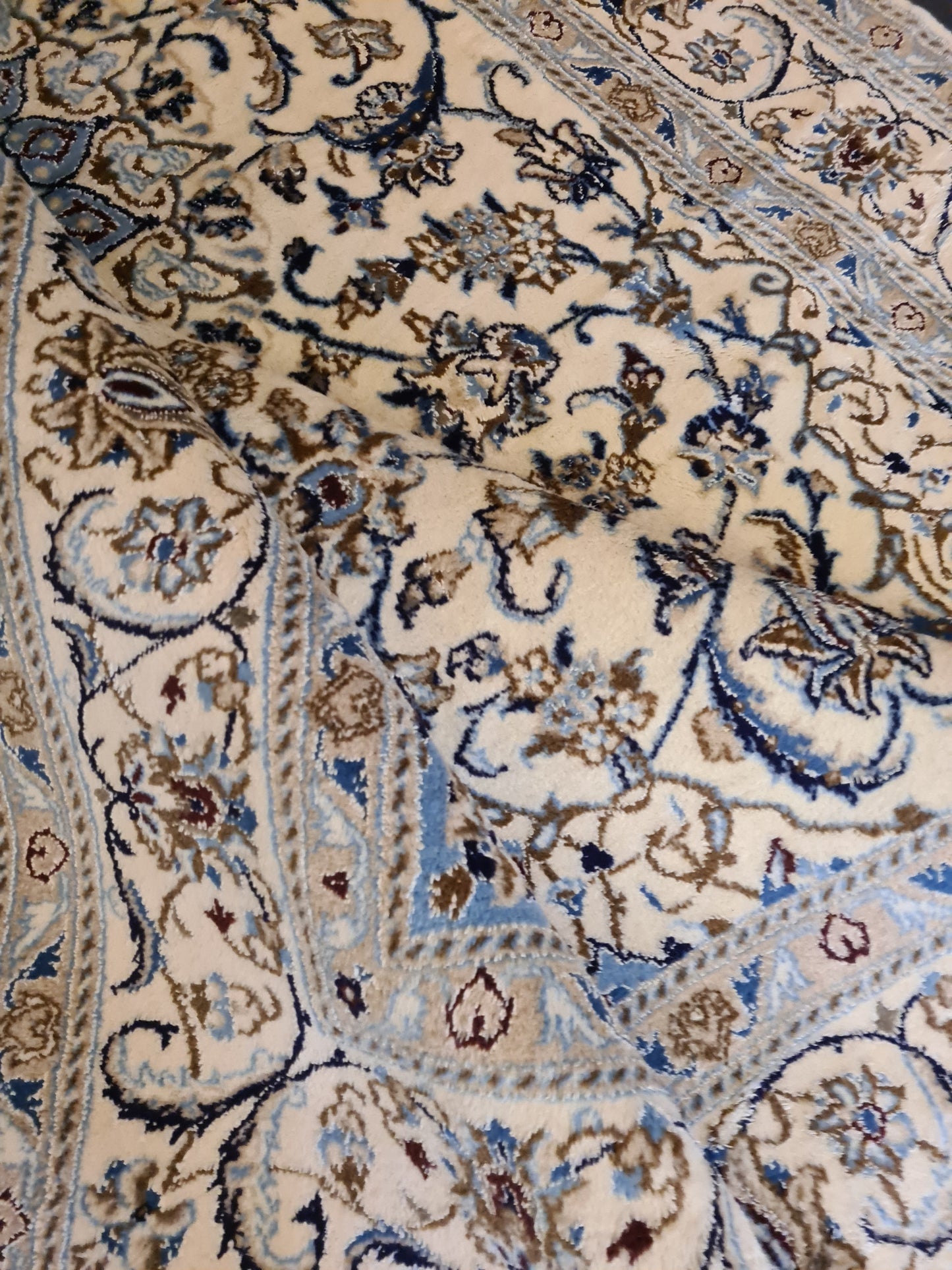 Perserteppich Orientteppich Handgeknüpfter Teppich Nain Seide 310x190cm