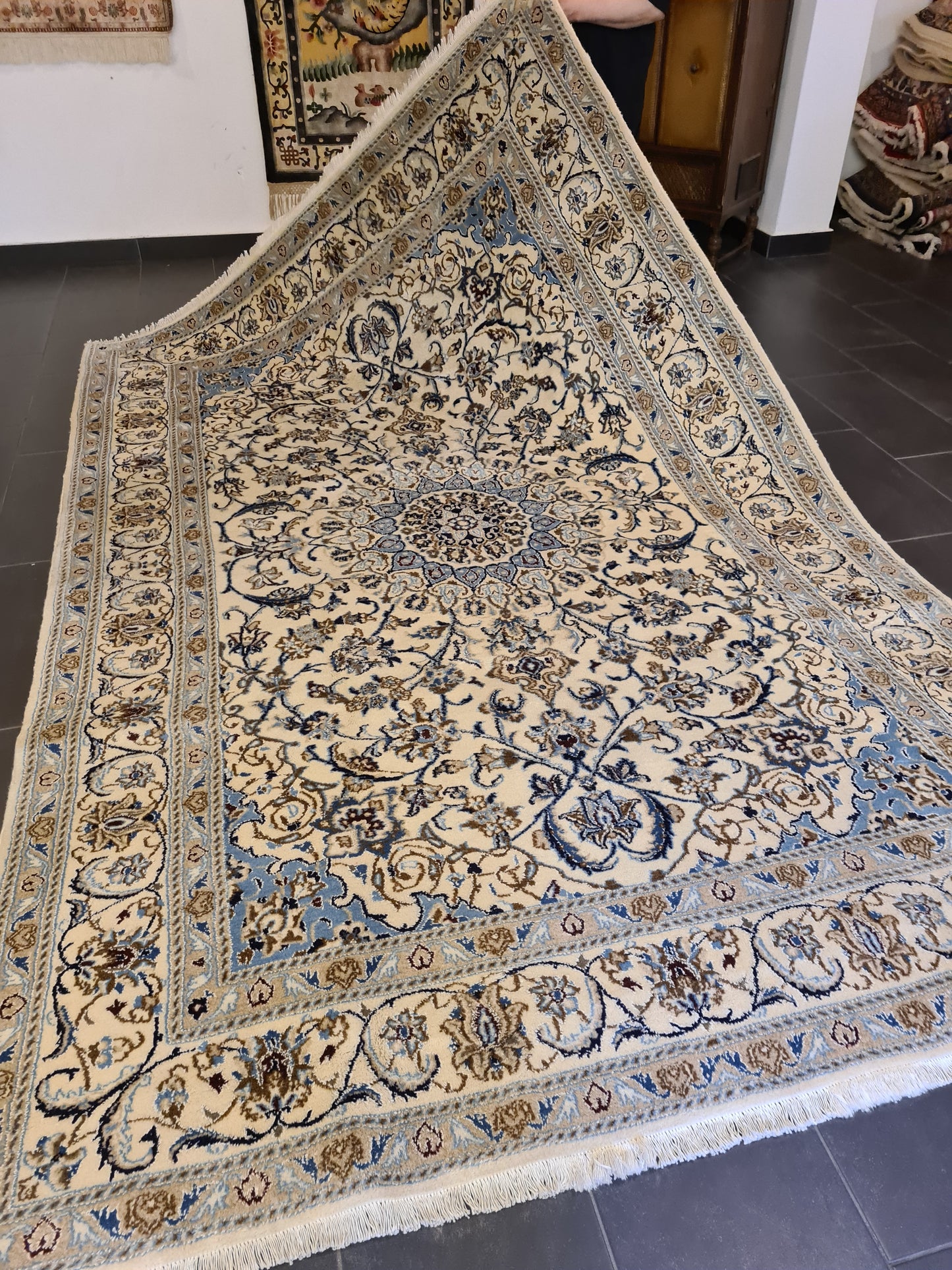 Perserteppich Orientteppich Handgeknüpfter Teppich Nain Seide 310x190cm