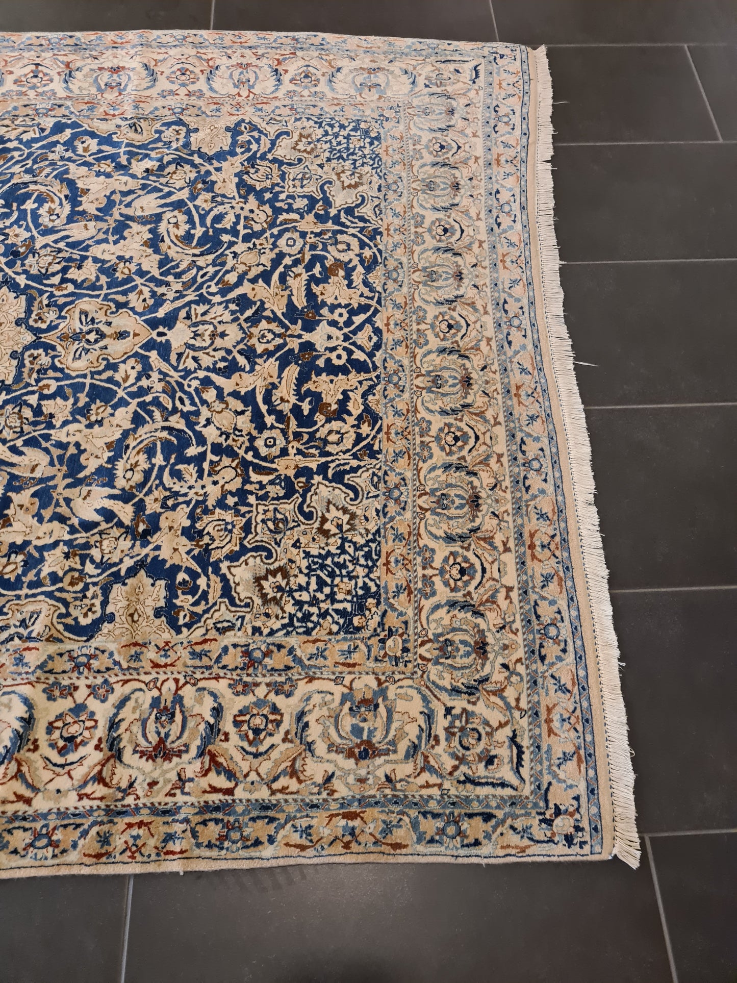 Seidenteppich Perserteppich Handgeknüpfter Teppich Nain 270x155cm