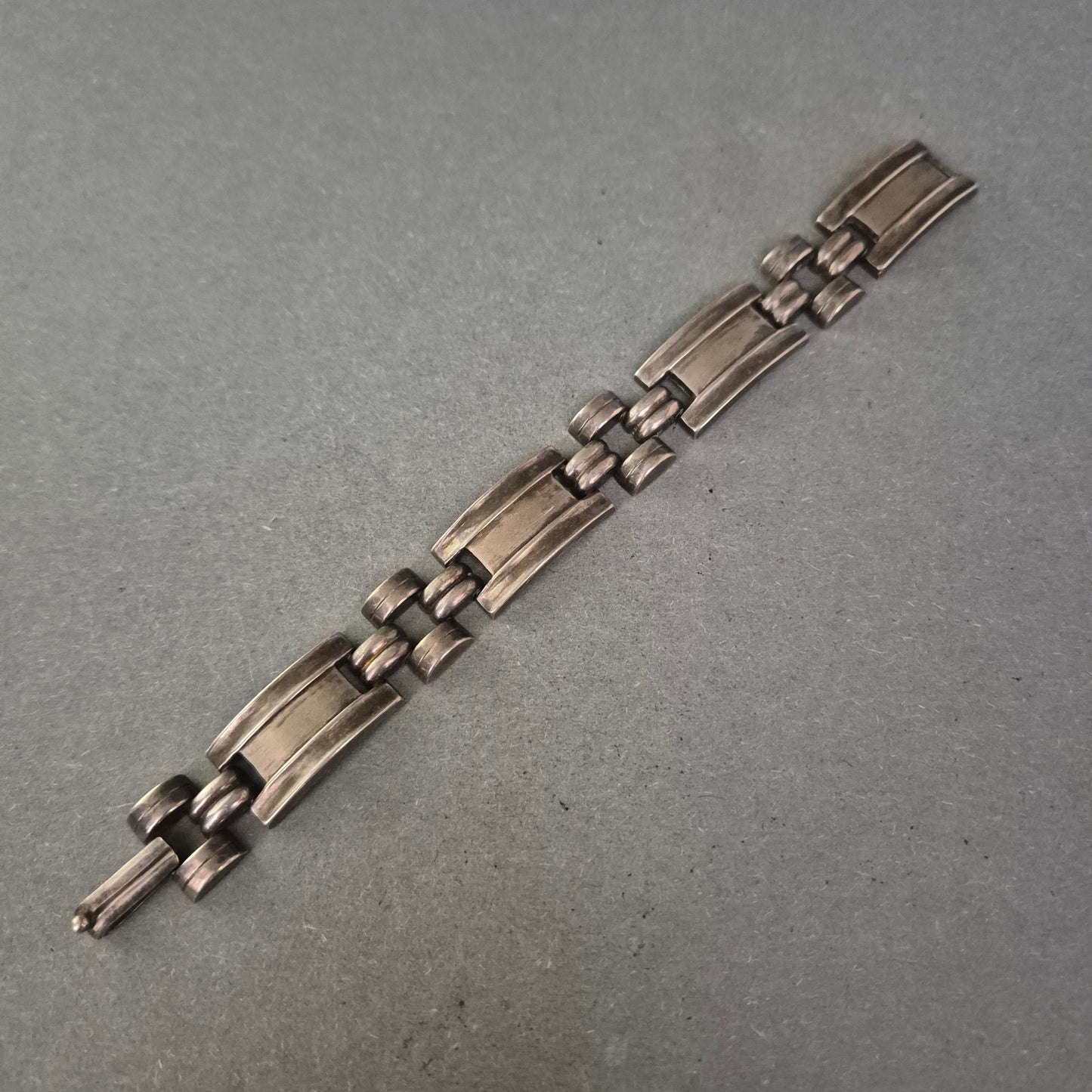 Massives Vintage-Armband aus 800er Silber – Geometrisches Design