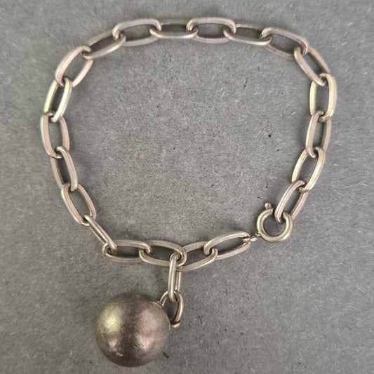 Vintage Silberarmband mit Kugelanhänger – Handarbeit aus Italien