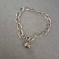 925er Silberarmband mit Glockenanhänger – Handgemachter Charme