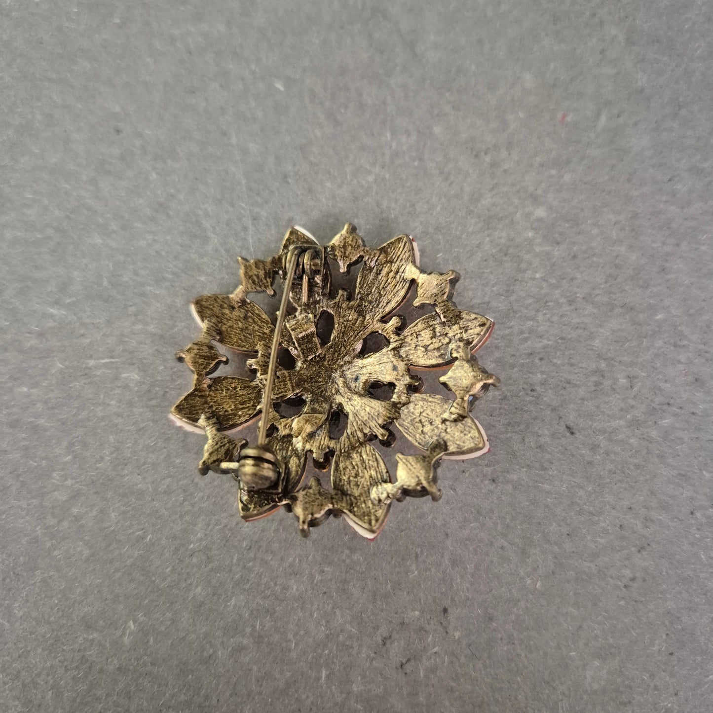 Vintage Brosche im Sonnenblumen-Stil – Strass & Glaskristalle