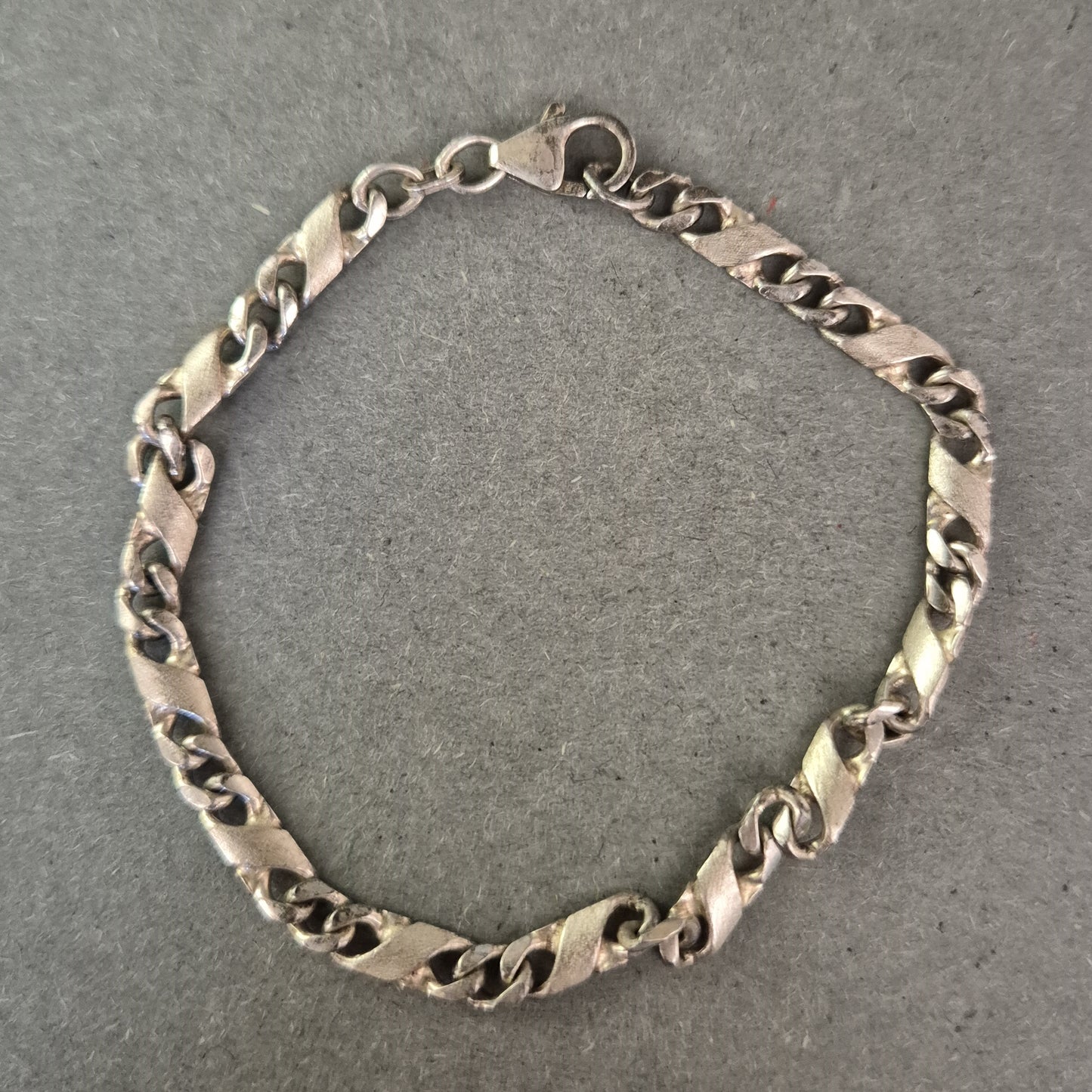 925er Silberarmband im Figaroglieder-Stil – Klassischer Herrenlook