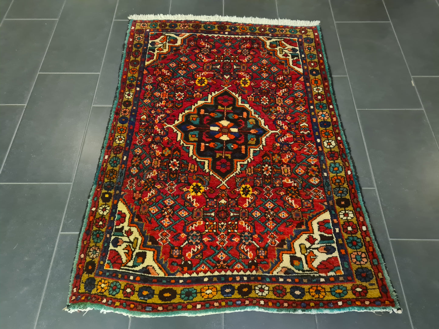 Perserteppich Orientteppich Handgeknüpfter Teppich Malaya 150x107cm