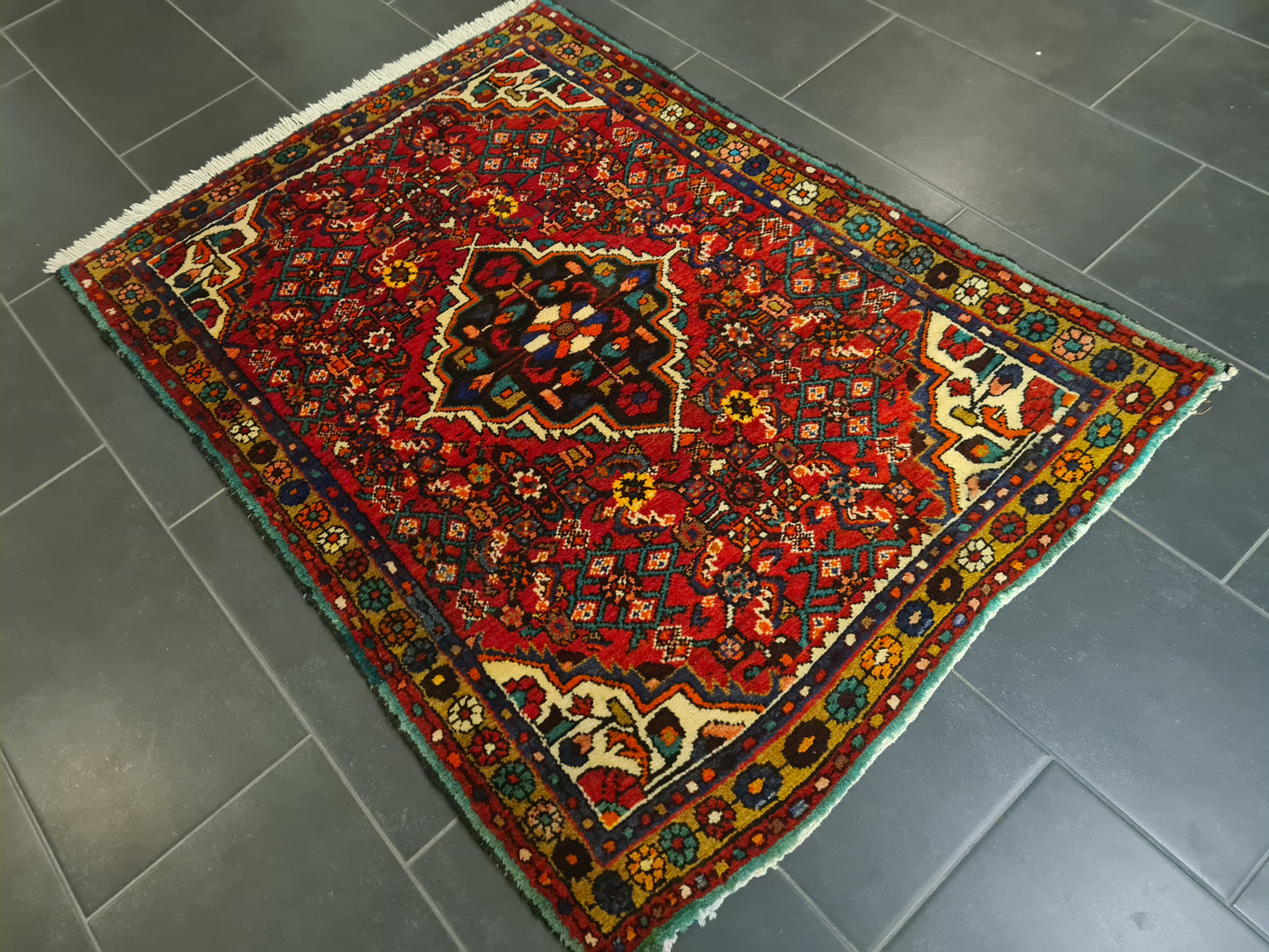 Perserteppich Orientteppich Handgeknüpfter Teppich Malaya 150x107cm