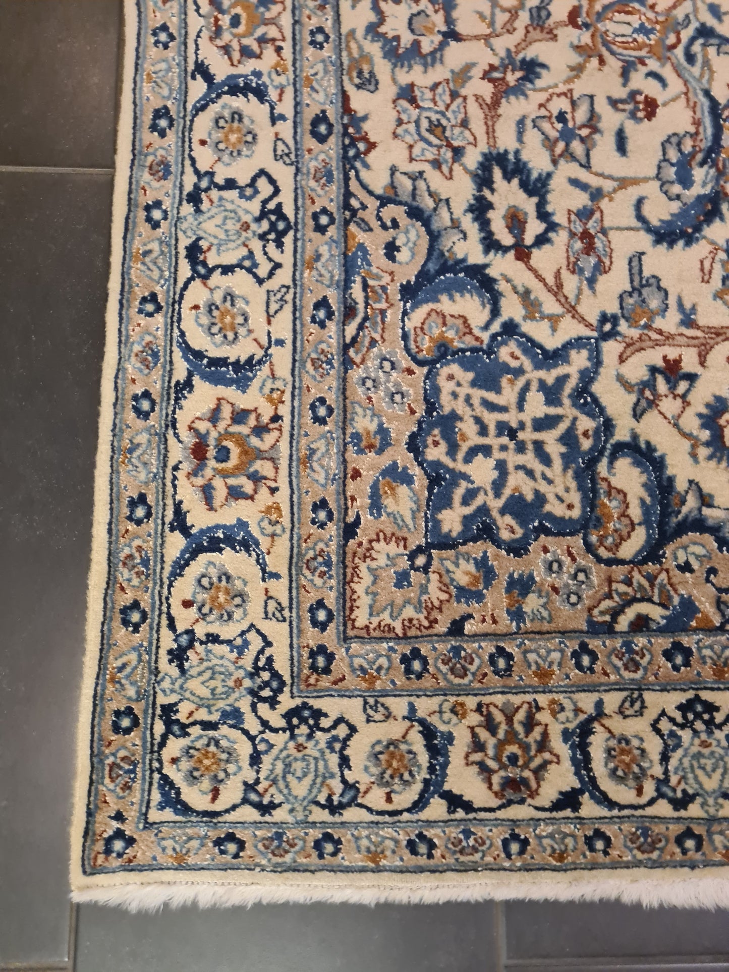 Perserteppich Orientteppich Handgeknüpfter Teppich Nain Seide 216x124cm