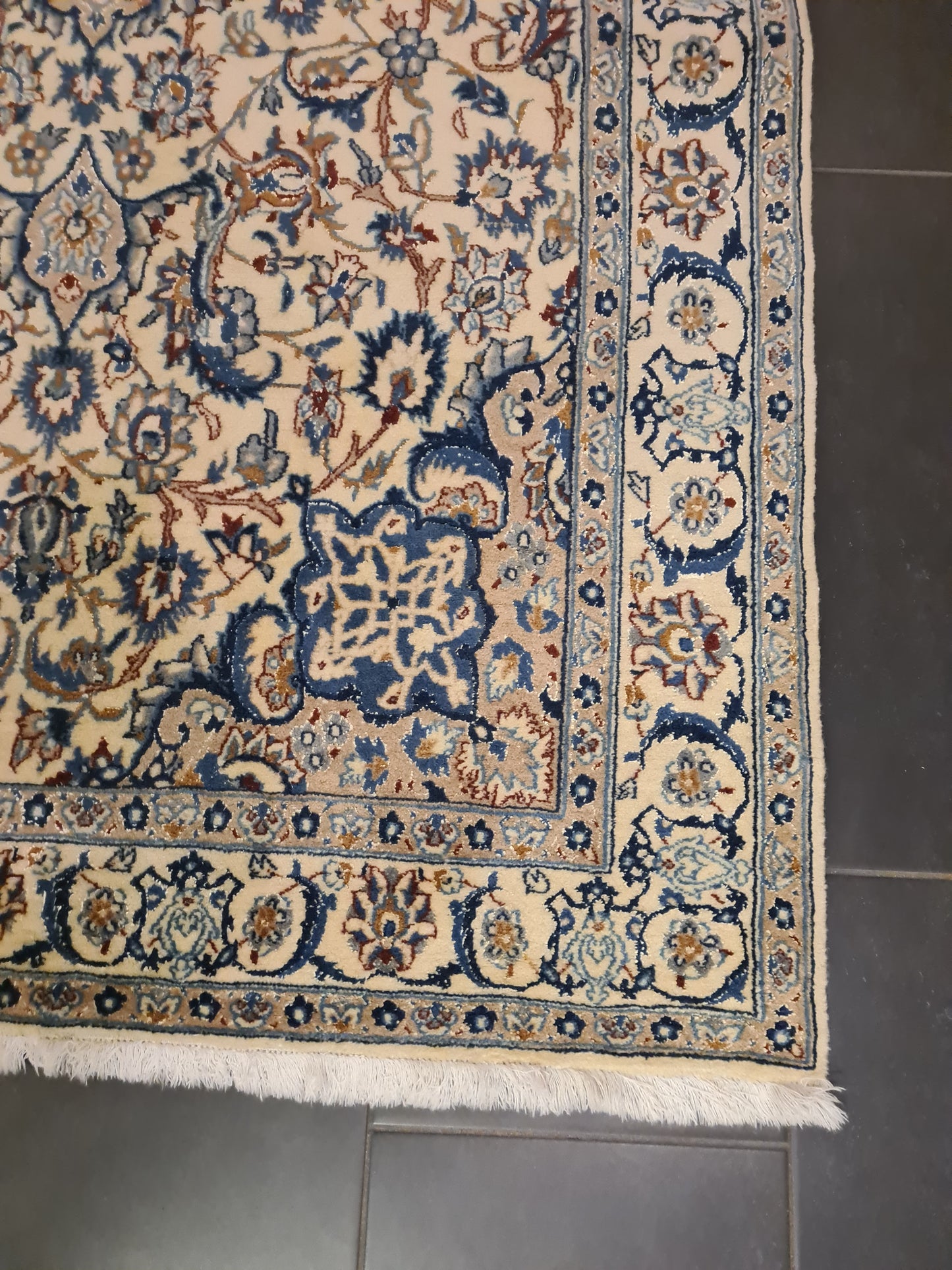 Perserteppich Orientteppich Handgeknüpfter Teppich Nain Seide 216x124cm