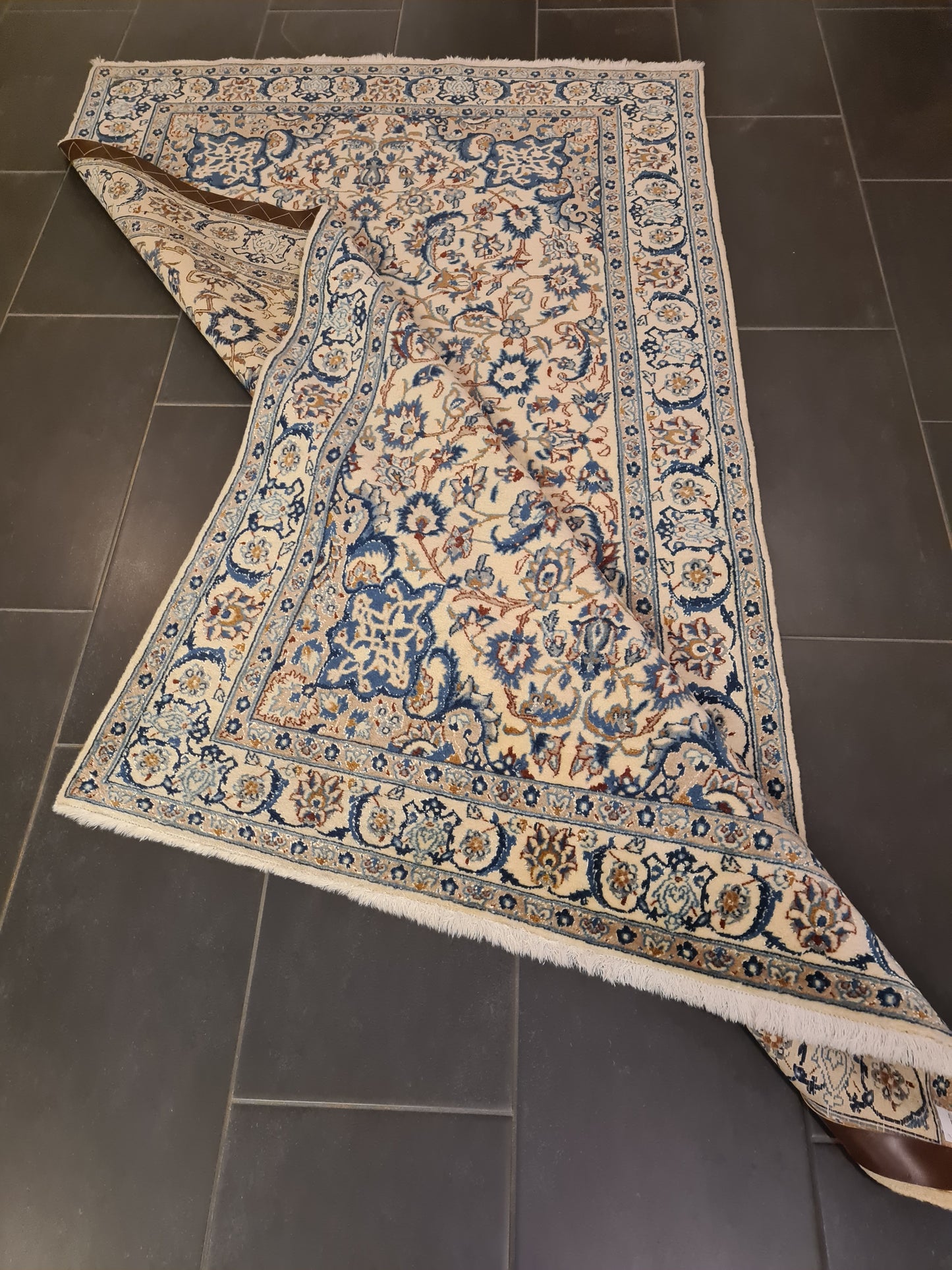 Perserteppich Orientteppich Handgeknüpfter Teppich Nain Seide 216x124cm