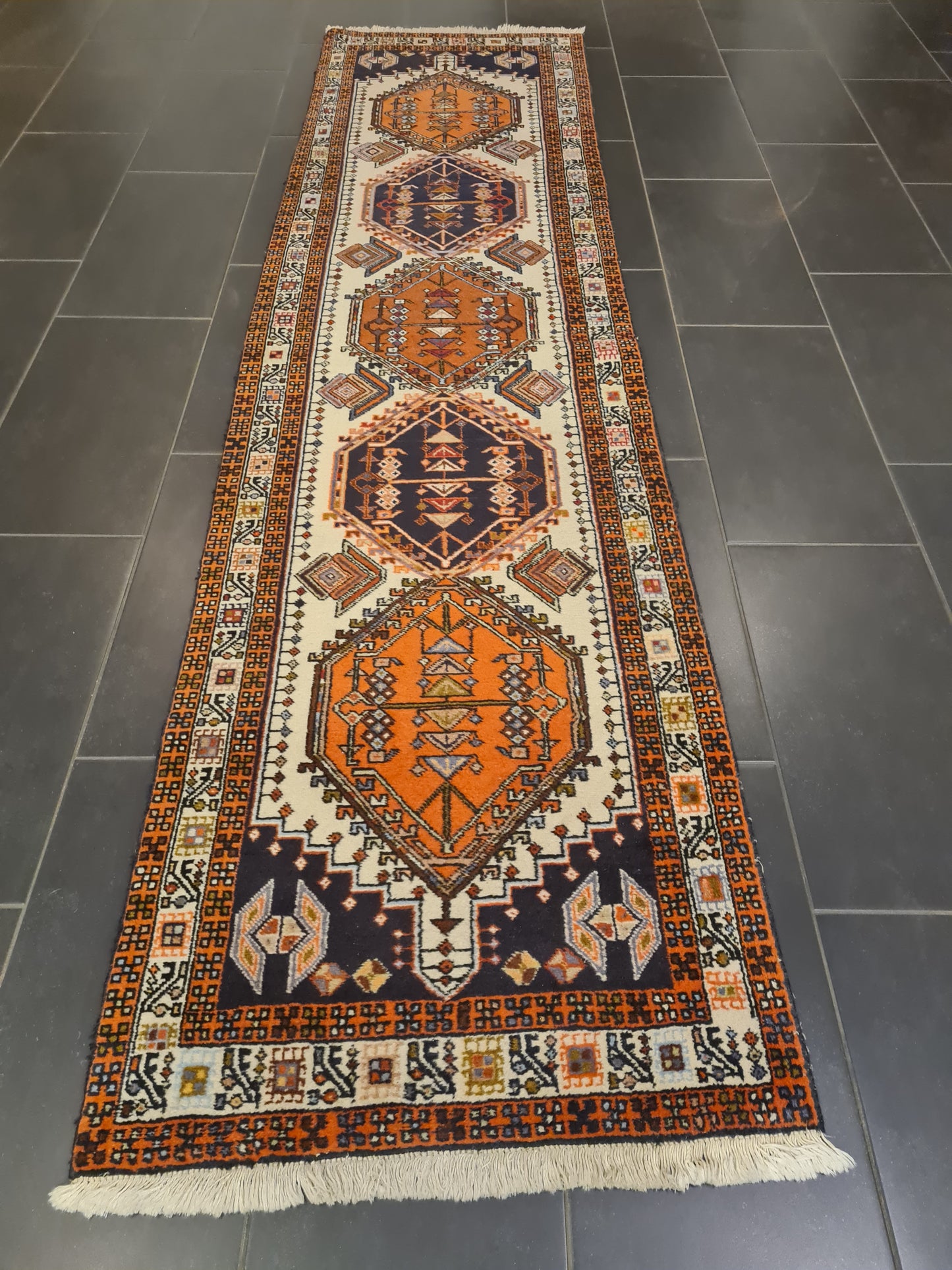 Perserteppich Orientteppich Handgeknüpfter Teppich Heris 300x75cm