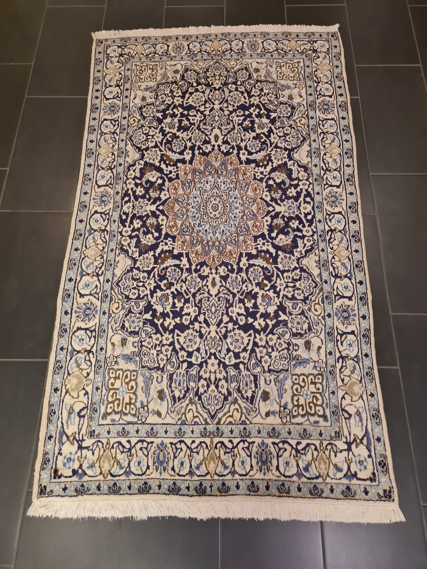 Perserteppich Orientteppich Handgeknüpfter Teppich Nain Seide 210x113cm