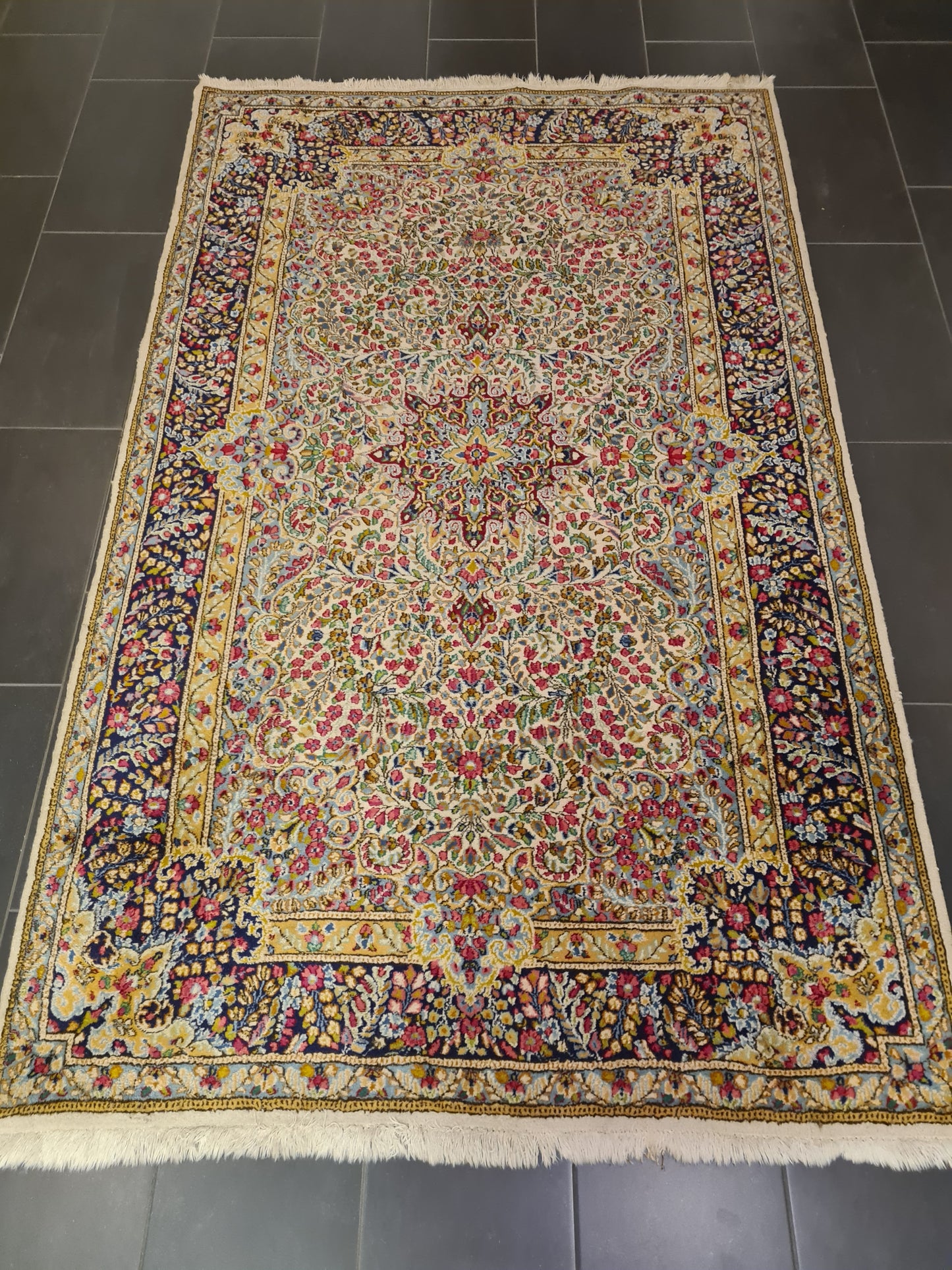 Perserteppich Orientteppich Handgeknüpfter Teppich Kirman 252x150cm