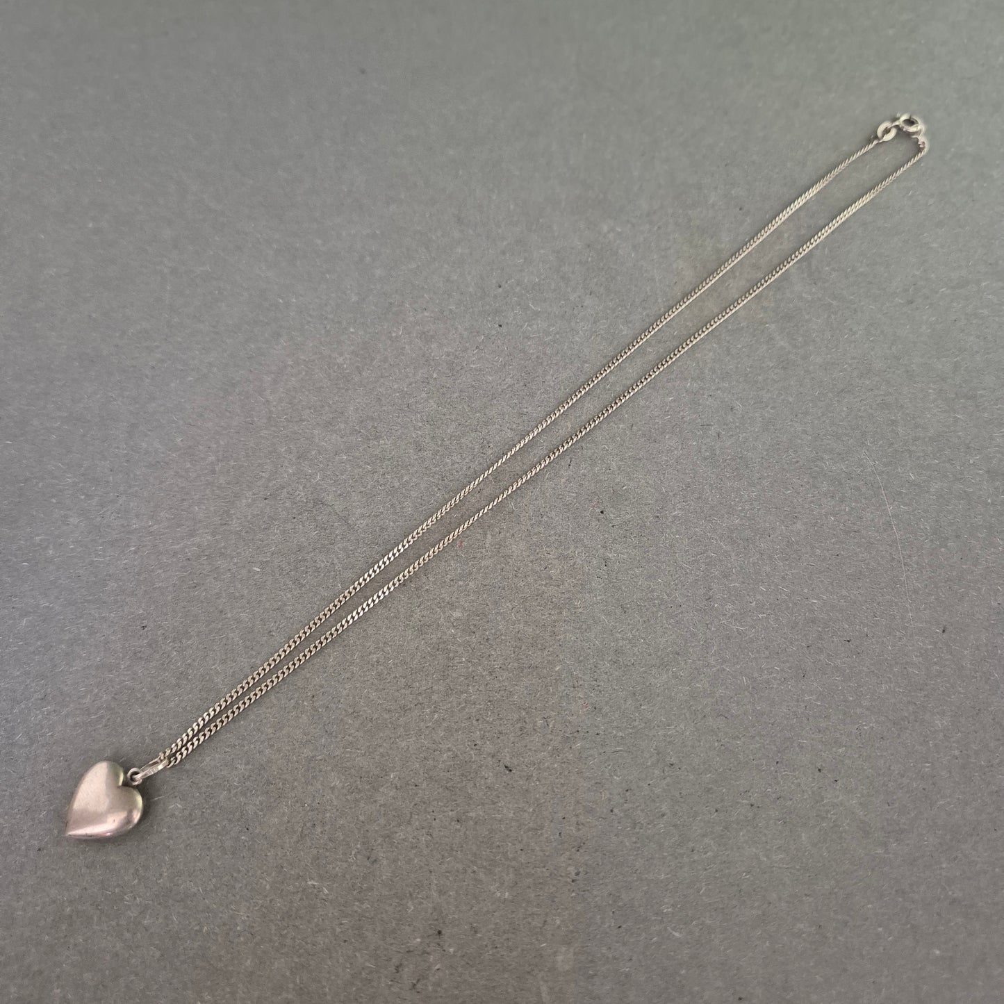 Herzkette aus 925 Silber – Romantisches Schmuckstück für jeden Tag