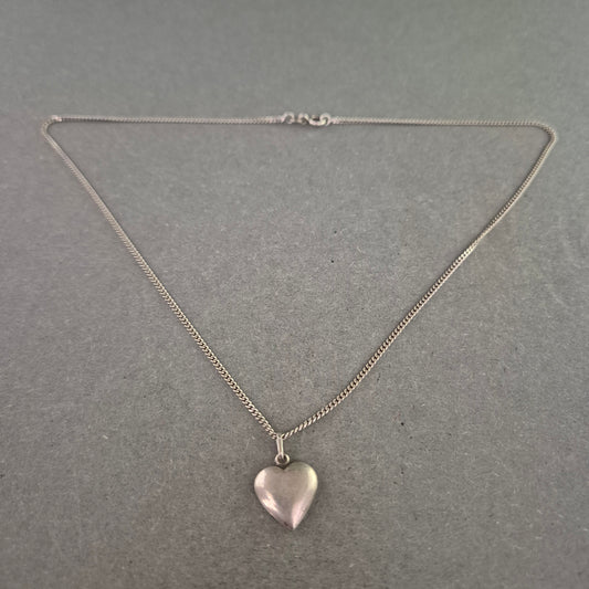 Herzkette aus 925 Silber – Romantisches Schmuckstück für jeden Tag