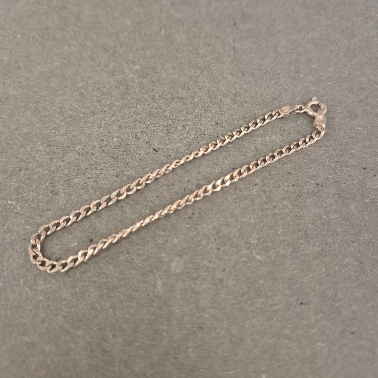 Feines Silberarmband 925 – Klassisches Flachpanzerdesign für Damen