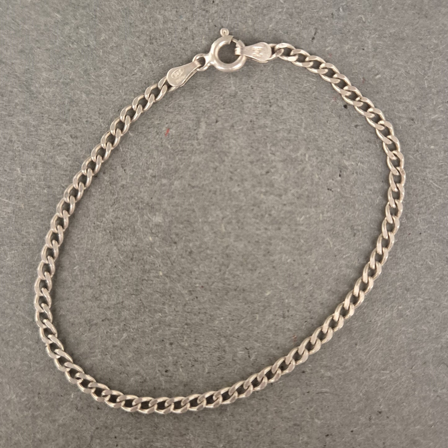 Feines Silberarmband 925 – Klassisches Flachpanzerdesign für Damen