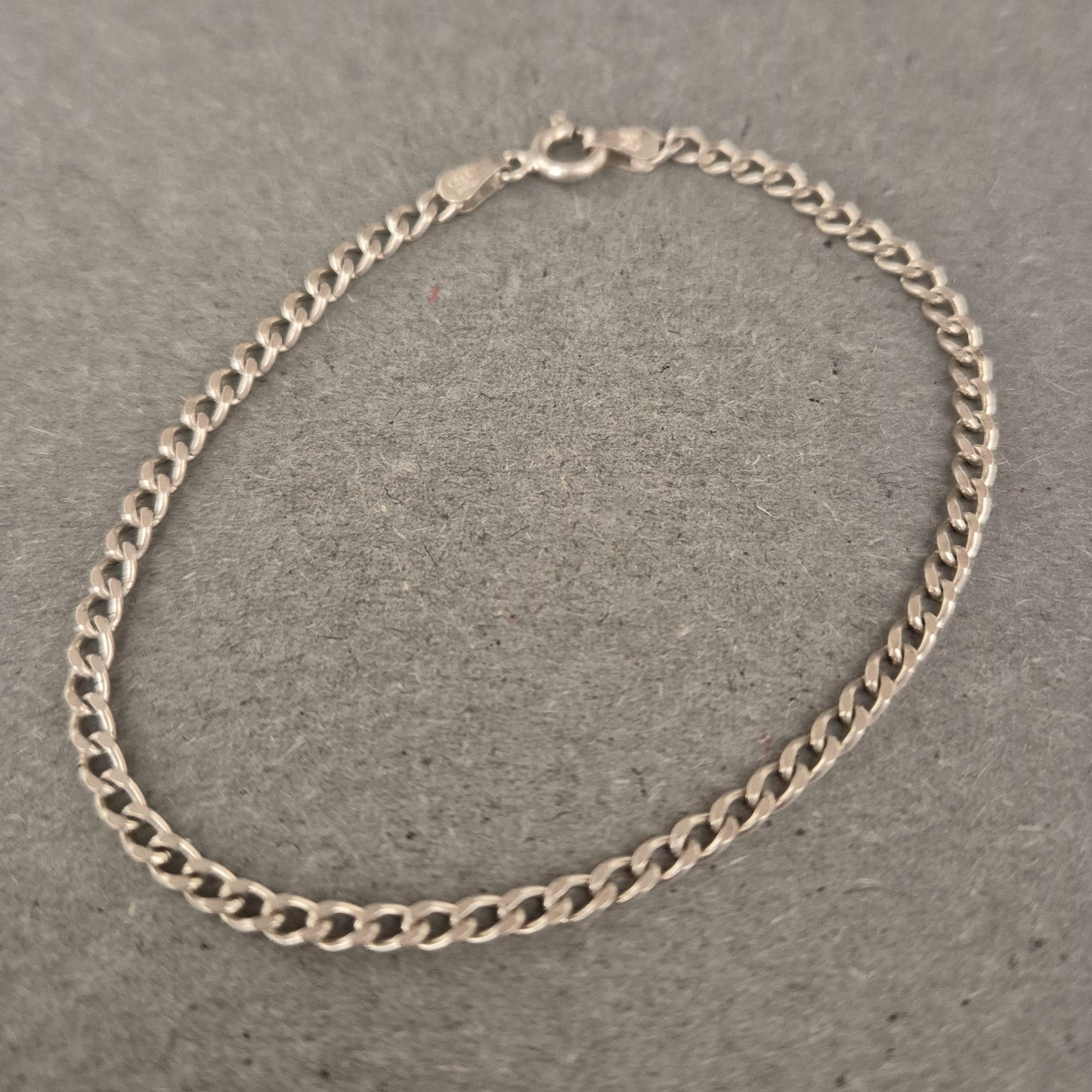 Feines Silberarmband 925 – Klassisches Flachpanzerdesign für Damen