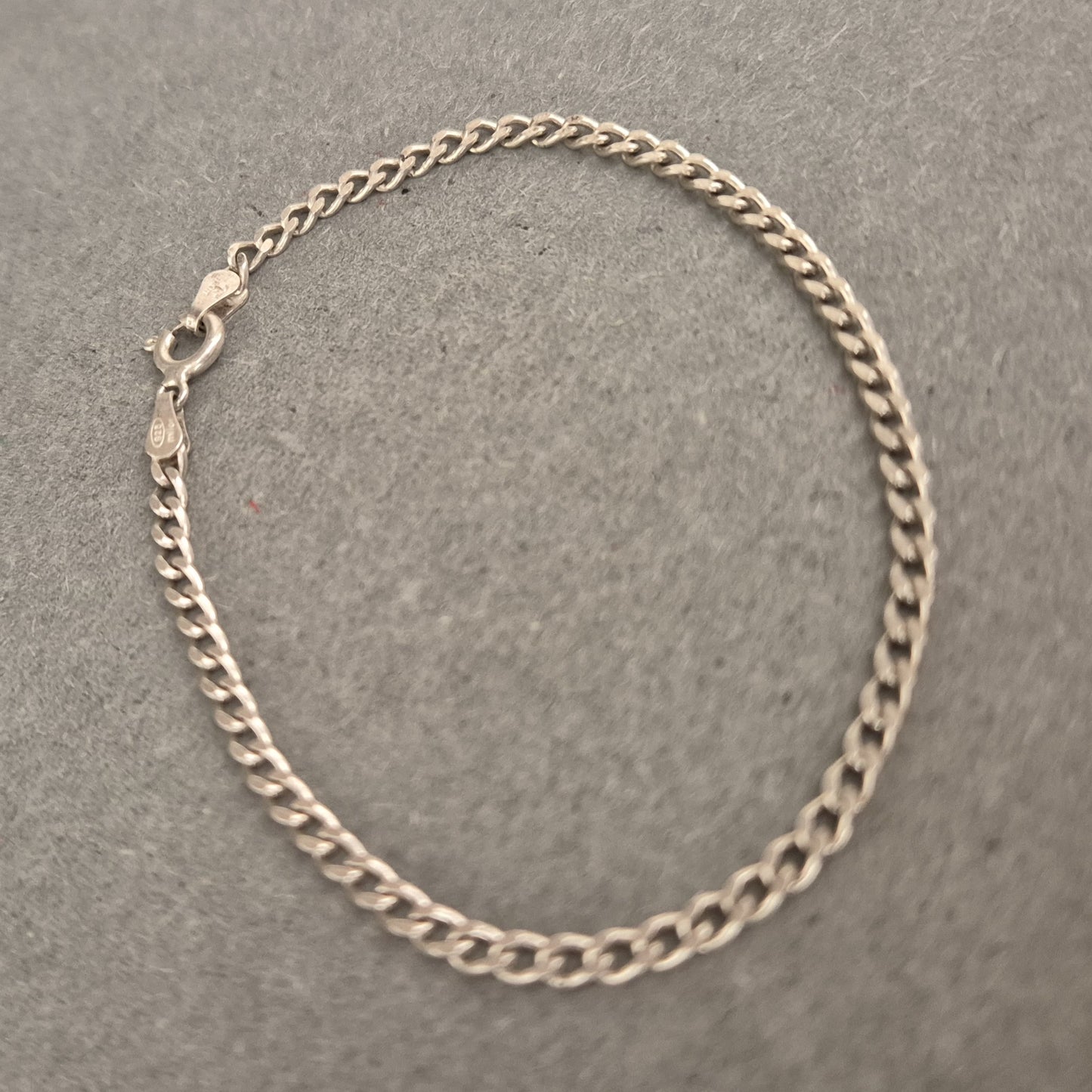 Feines Silberarmband 925 – Klassisches Flachpanzerdesign für Damen