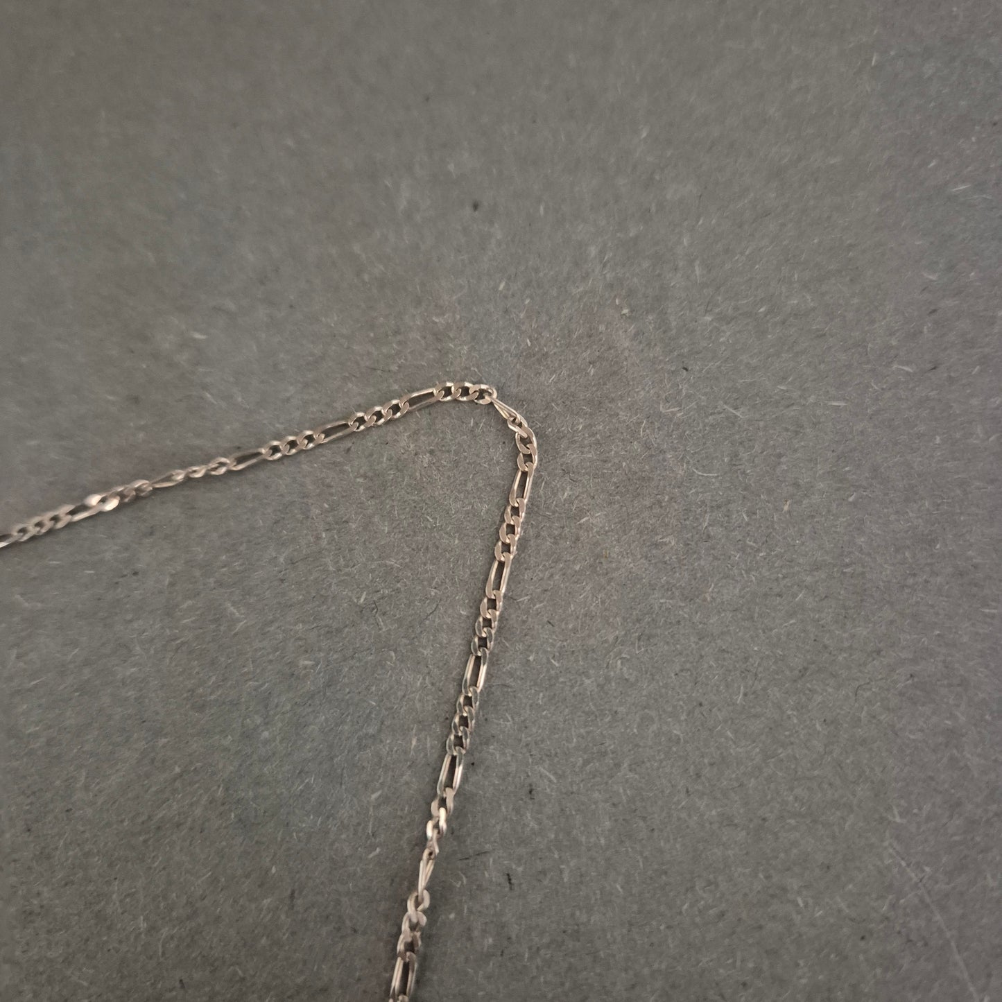 Feine Figarokette aus 925 Silber – Klassischer Look für Sie & Ihn