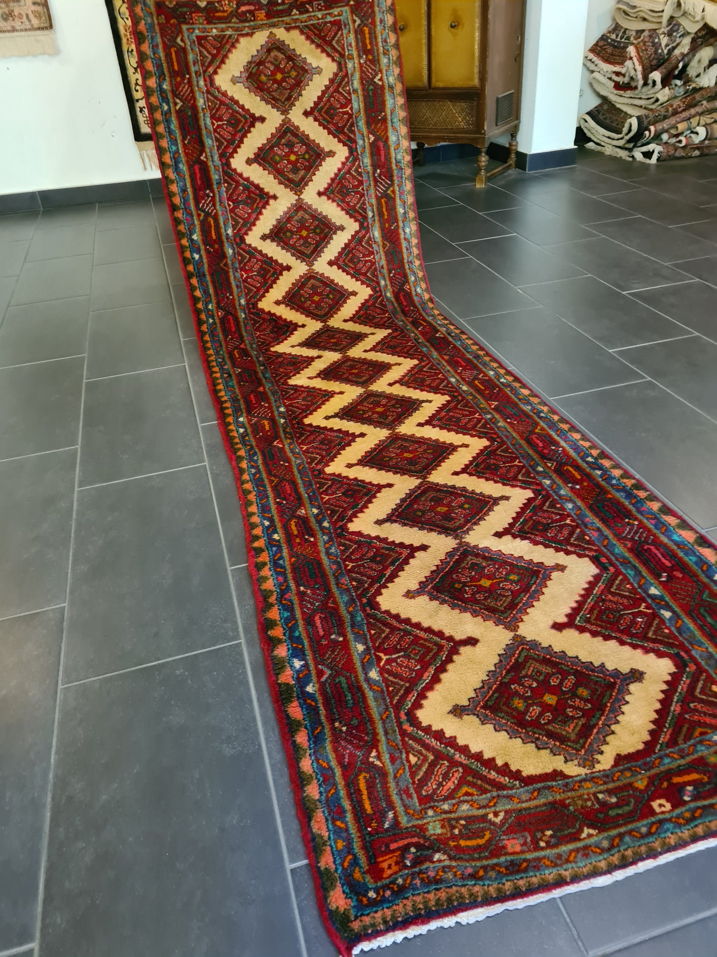 Perserteppich Orientteppich Handgeknüpfter Teppich Malaya 292x81cm