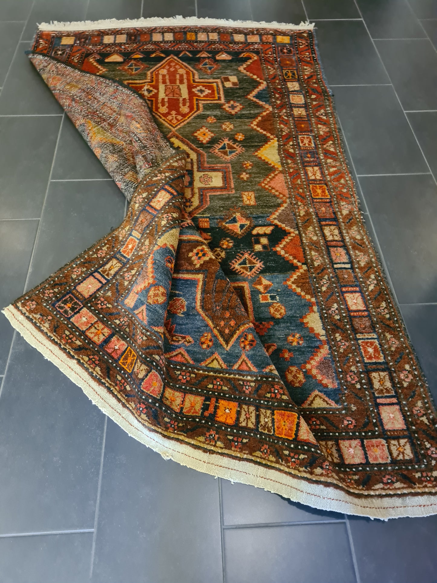 Perserteppich Orientteppich Handgeknüpfter Teppich Malaya 240x145cm