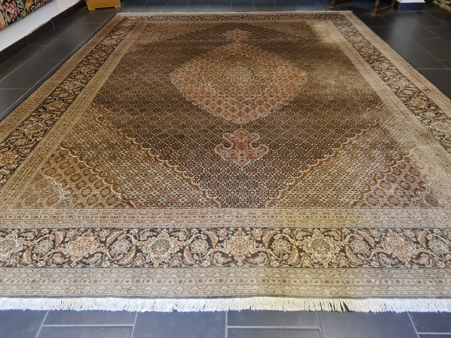 Perser Teppich Täbris Mahi Handgeknüpfter Seidenteppich 400x300cm