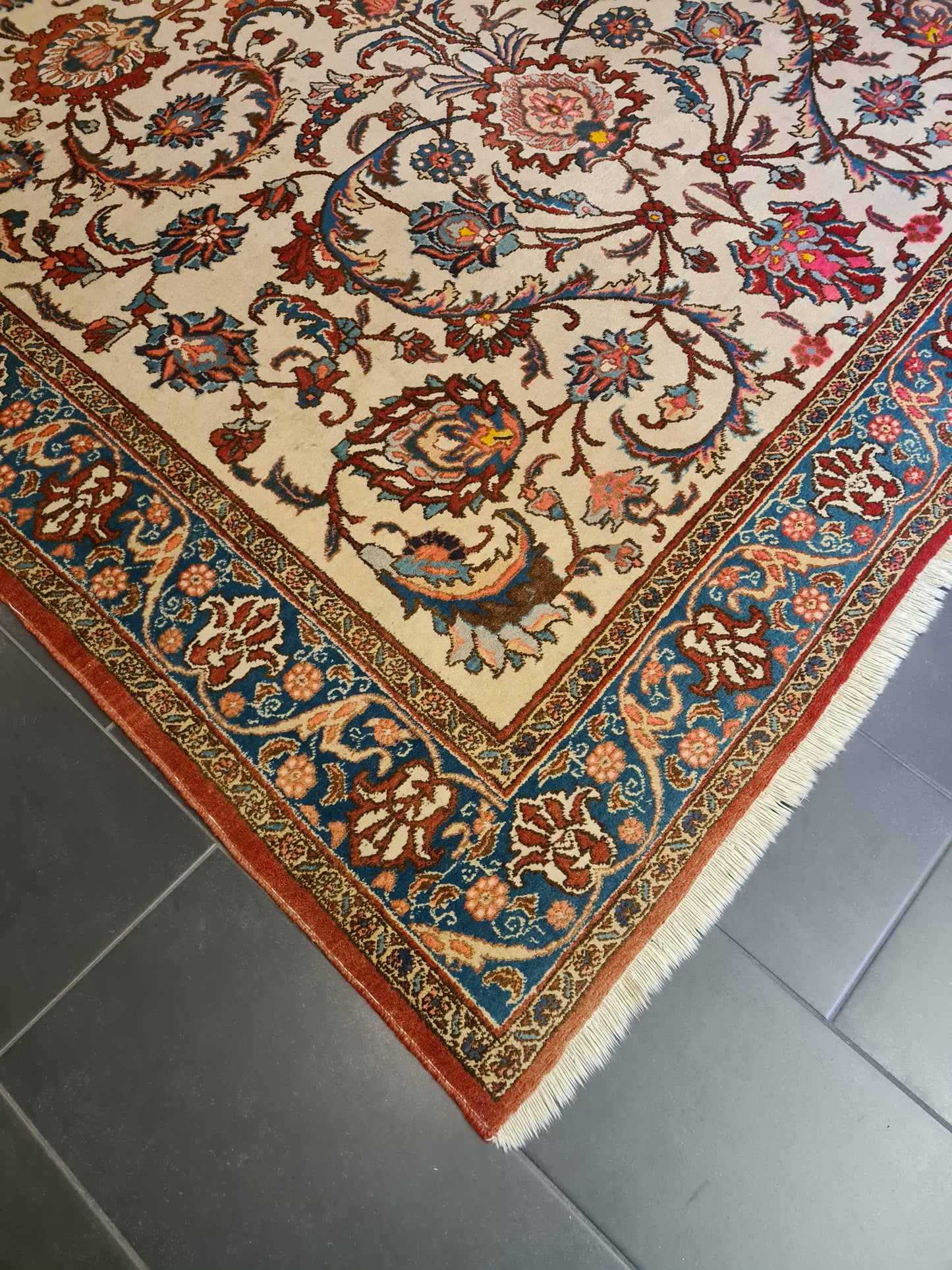 Perserteppich Orientteppich Täbris Handgeknüpfter Teppich 323x243cm