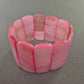 Elastisches Muschelarmband in Pink – Tropischer Look für den Sommer