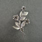 Elegante silberne Brosche – Florales Design mit filigranen Blüten