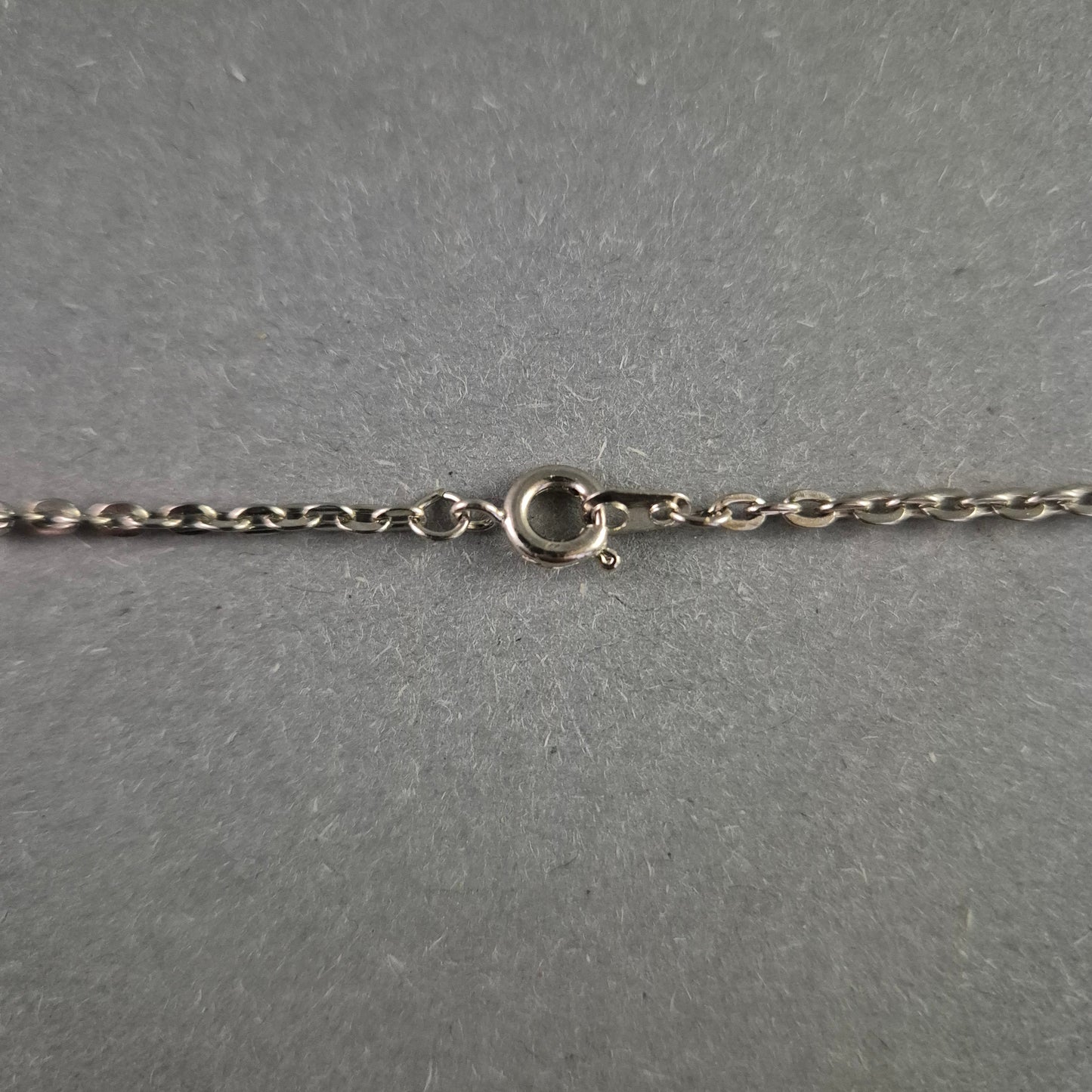 Silberne Kette mit Anhänger Kreuz-Anker-Herz – Glaube Liebe Hoffnung