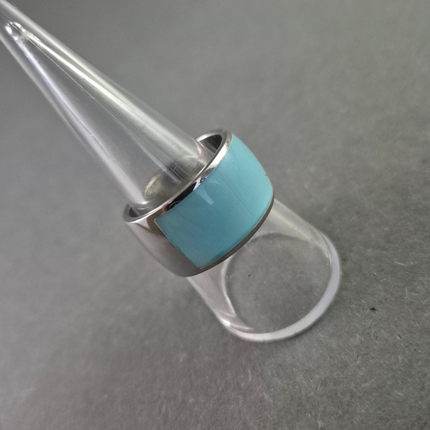 Breiter Edelstahlring mit Türkis-Emaille – Modern & Unisex