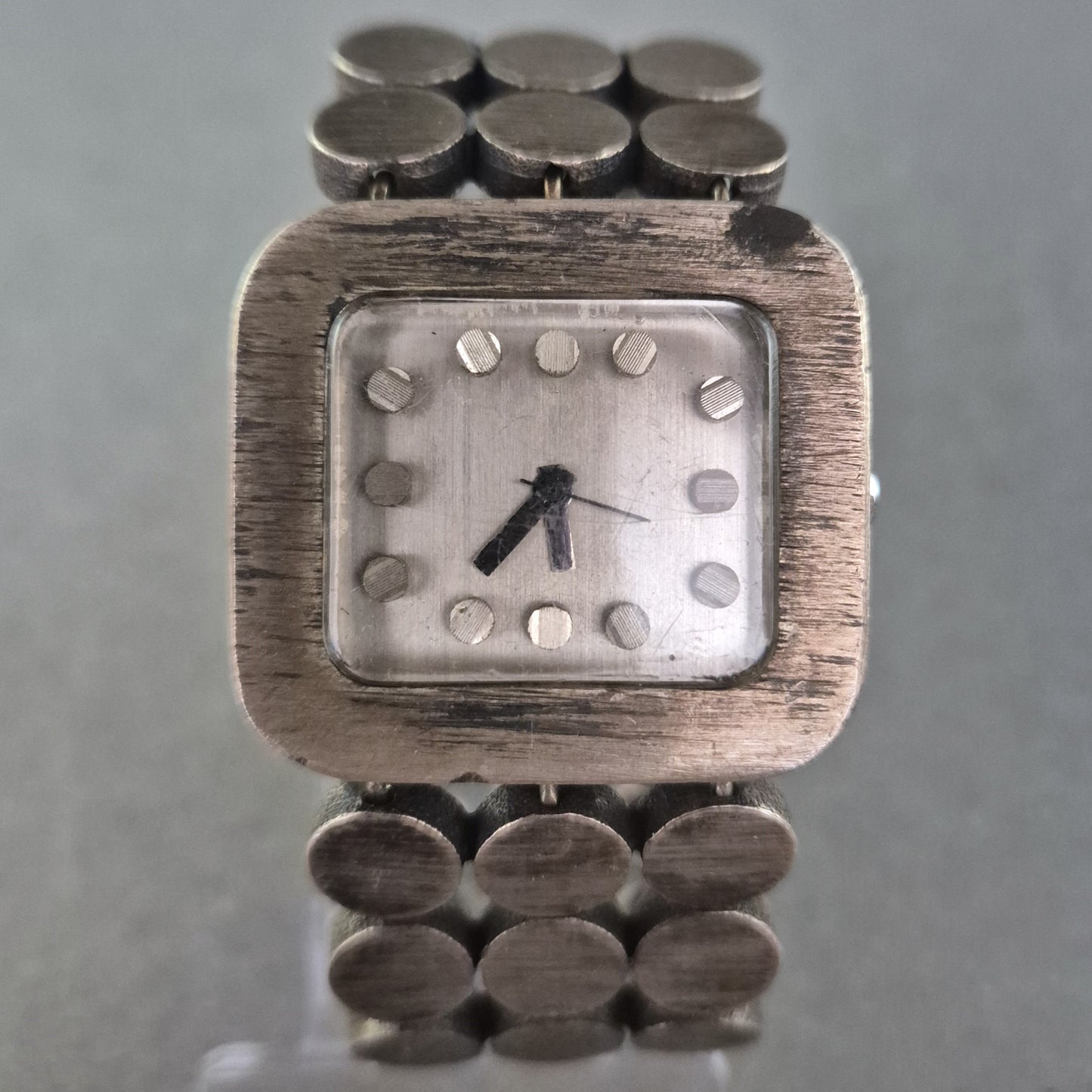 Vintage Damenarmbanduhr aus 925er Silber – Extravagantes Design