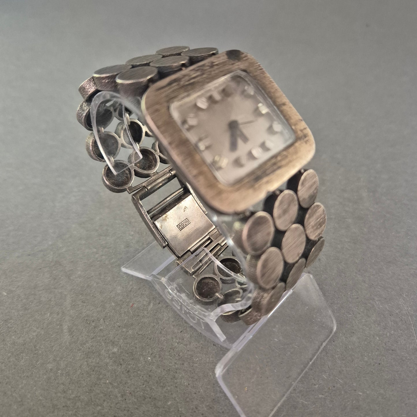 Vintage Damenarmbanduhr aus 925er Silber – Extravagantes Design