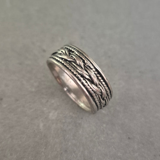 Breiter Vintage-Silberring mit geflochtenem Muster