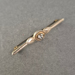 Zarte Vintage Anstecknadel in Goldoptik mit Kristallstein