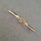 Zarte Vintage Anstecknadel in Goldoptik mit Kristallstein
