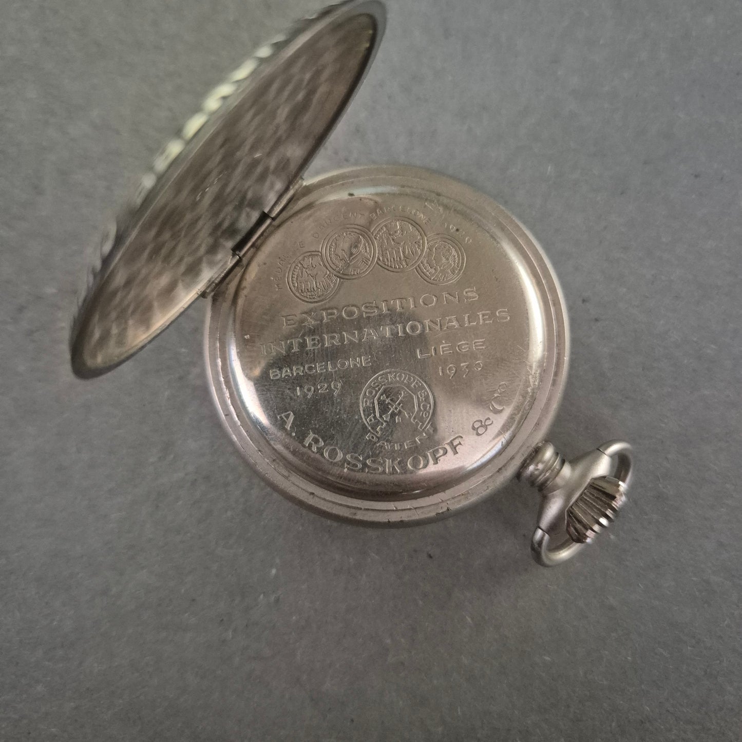 Antike Rosskopf & Co. Taschenuhr – Schweizer Präzision im Eisenbahn-Stil