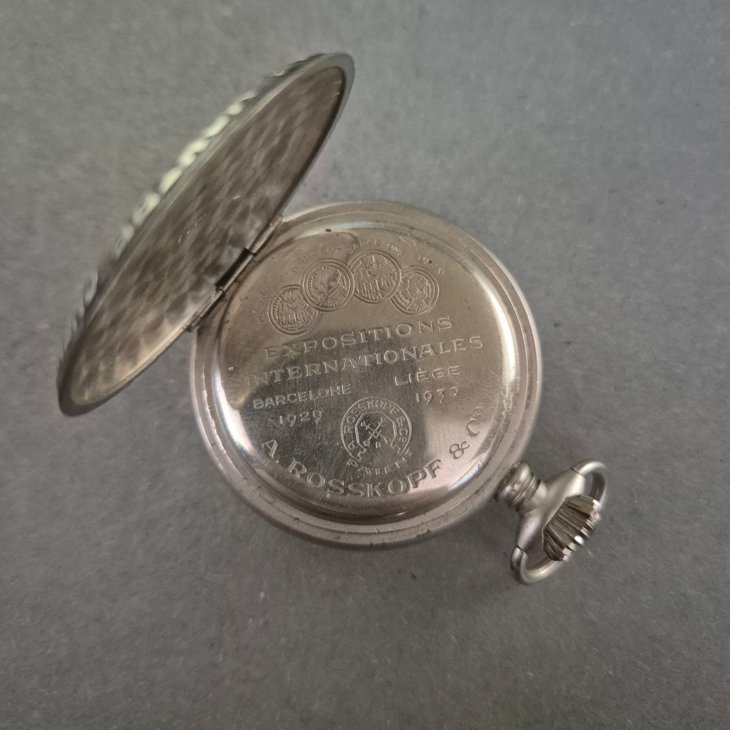 Antike Rosskopf & Co. Taschenuhr – Schweizer Präzision im Eisenbahn-Stil