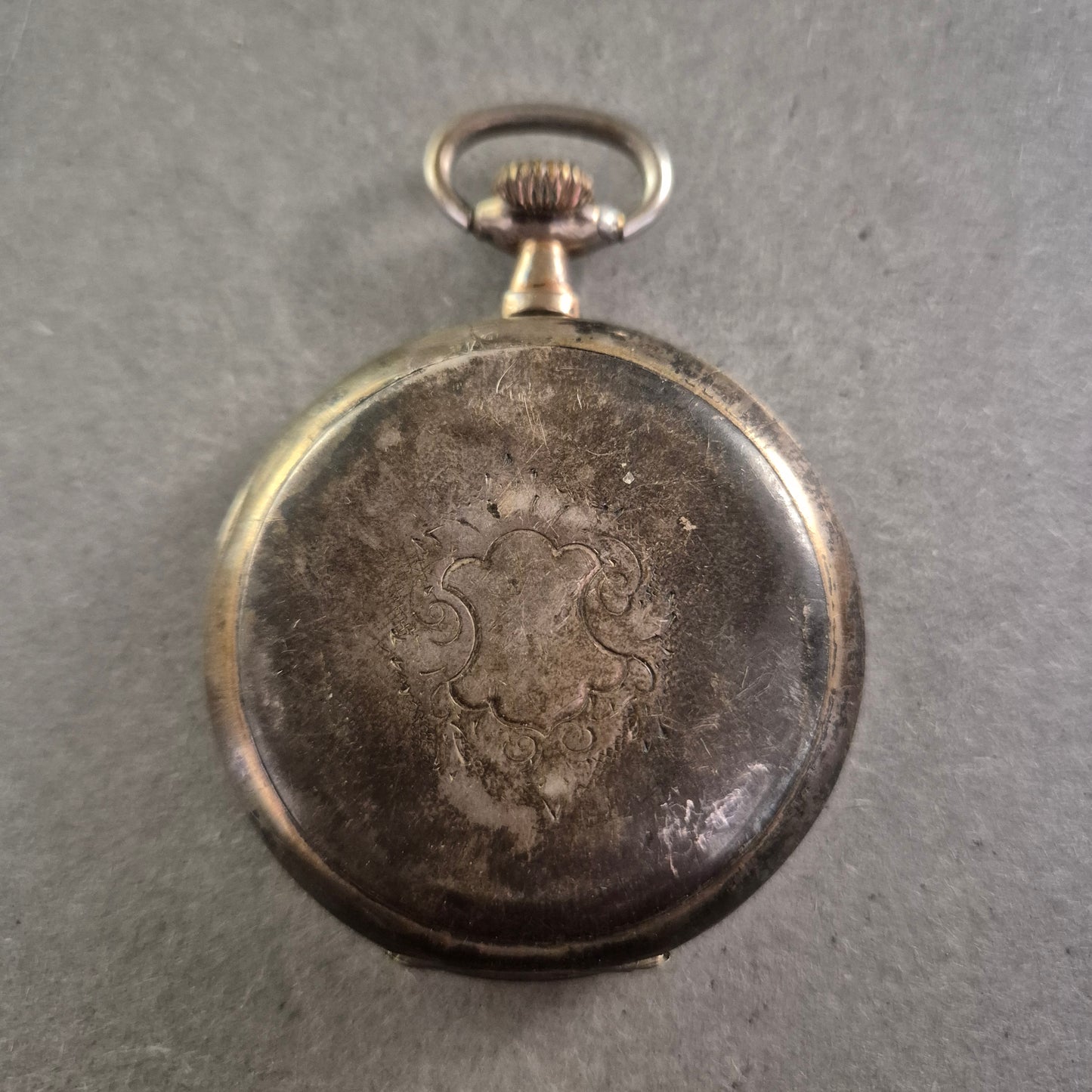 Antike Taschenuhr aus 800er Silber – Handaufzug & 15 Rubine