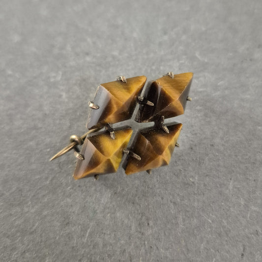 Vintage-Brosche mit Tigerauge – Geometrischer Look in Bronze-Fassung