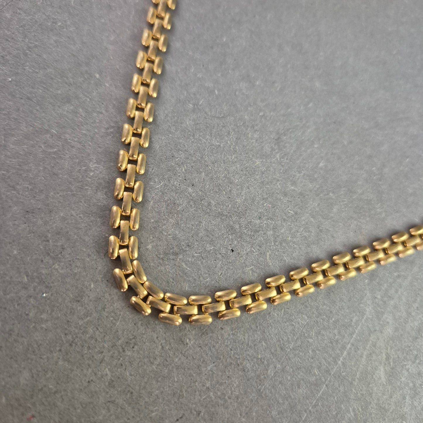 Vintage Halskette im Panzerketten-Stil – Goldfarbener Klassiker