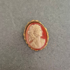 Klassische Vintage-Cameo Brosche – Damenprofil im Antikstil