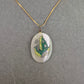 Feine Vintage-Kette mit Alaska-Perlmuttanhänger – Handbemalt & Goldfarben
