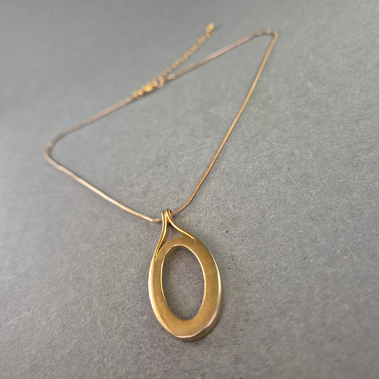 Moderne Vintage-Kette mit ovalem Anhänger – Minimalistisches Design